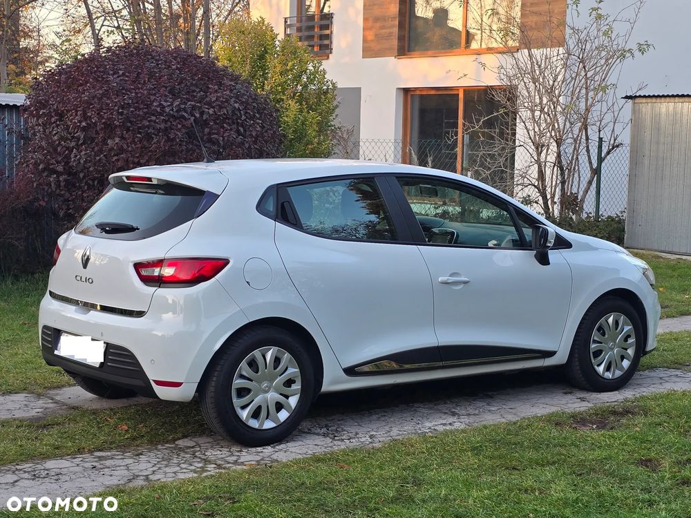Renault Clio 1.2 16V Limited - 35