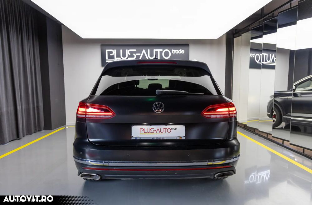 Volkswagen Touareg 3.0 V6 e-Hybrid 4Motion Aut. Atmosphere - 10