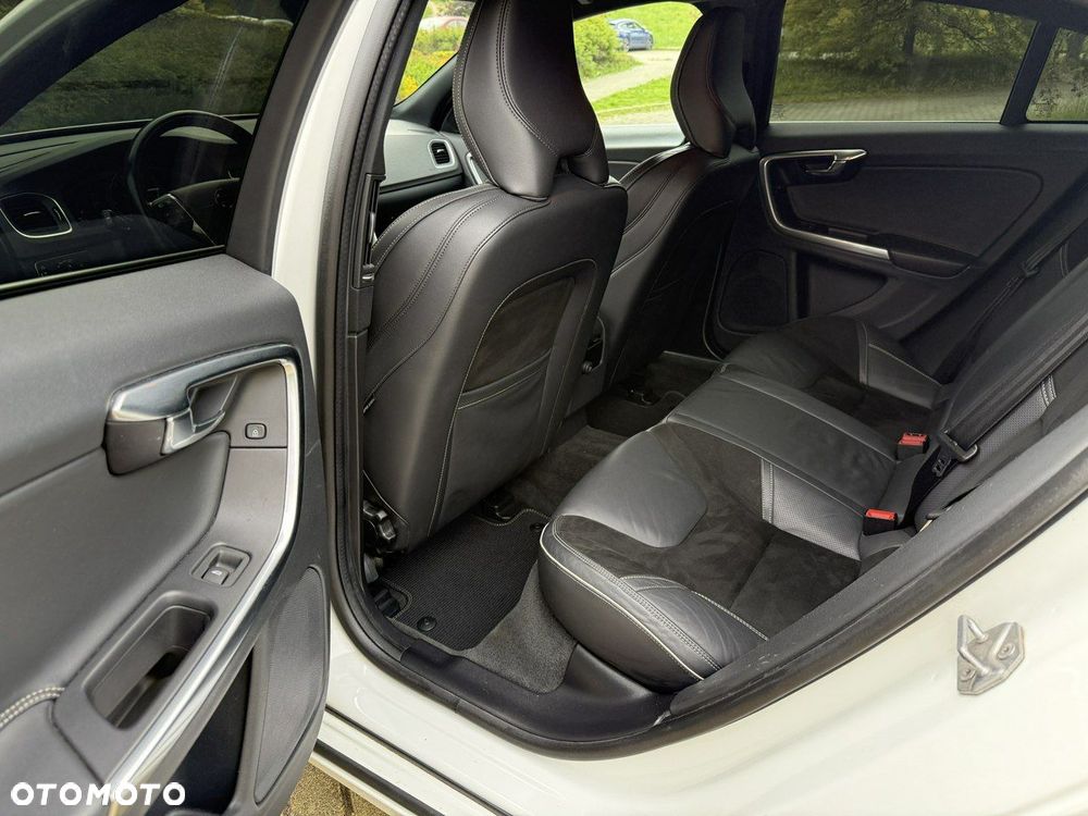 Volvo S60 - 24
