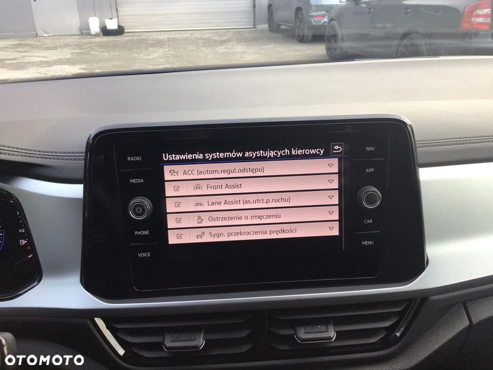 Volkswagen T-Roc 1.5 TSI Life Plus DSG - 16