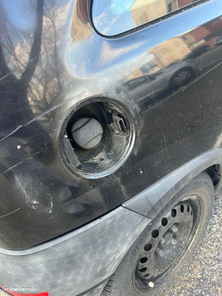 Opel Corsa 1.0 12V - 4