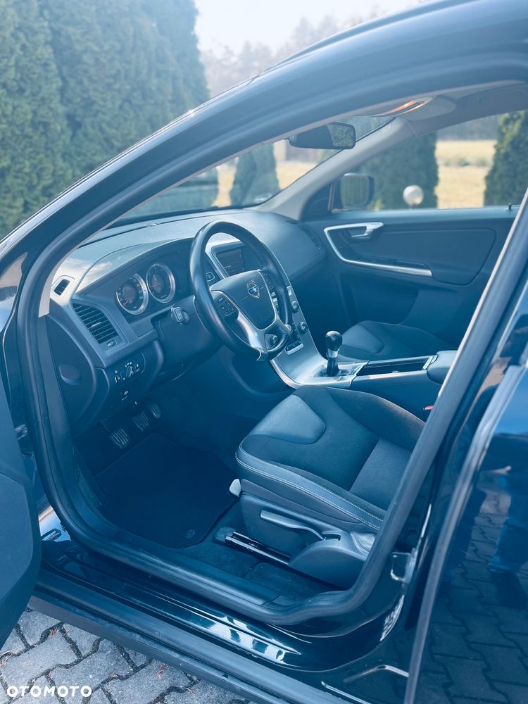 Volvo XC 60 D4 AWD Edition Pro - 13