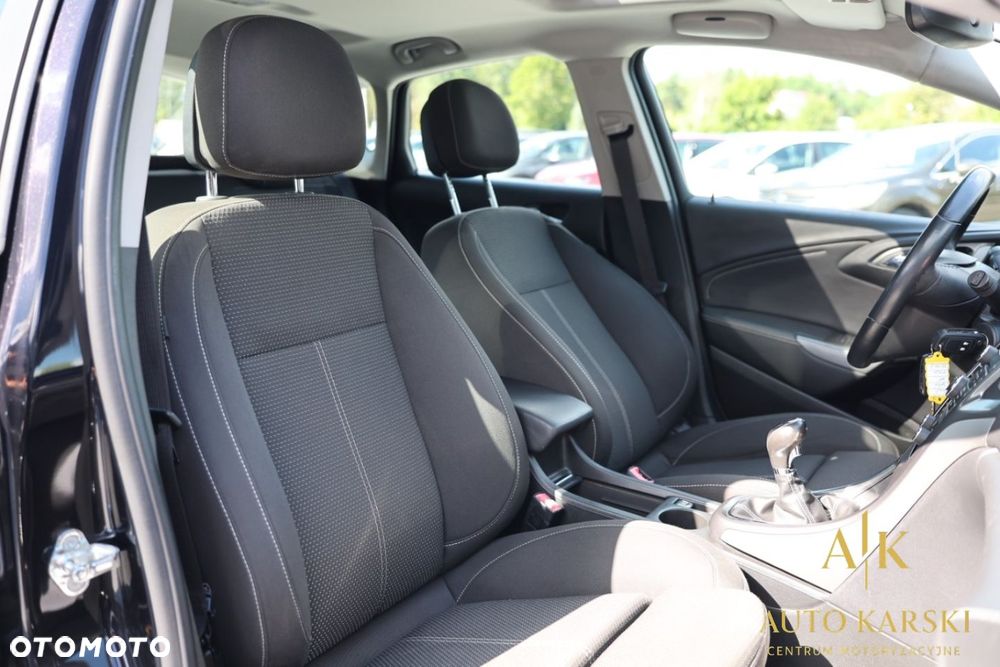 Opel Astra - 38