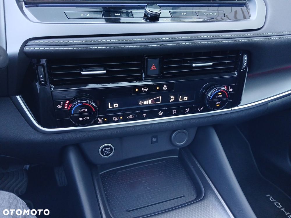 Nissan Qashqai 1.3 DIG-T MHEV N-Connecta Xtronic - 21