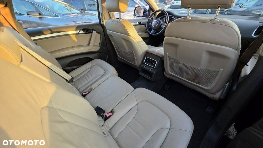 Audi Q7 - 21