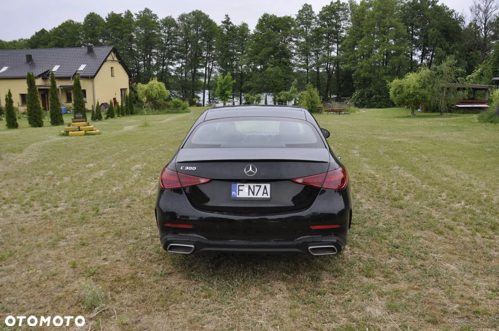 Mercedes-Benz Klasa C 300 mHEV AMG - 4