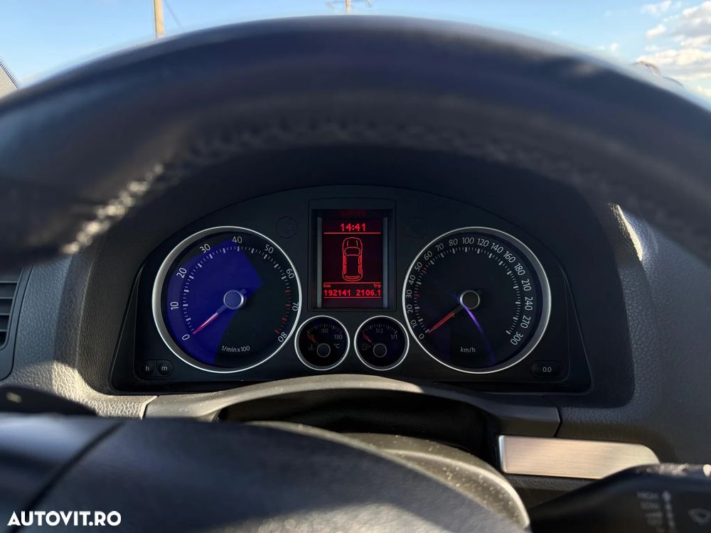 Volkswagen Golf 2.0 FSI DSG GTI 30 Edition - 9