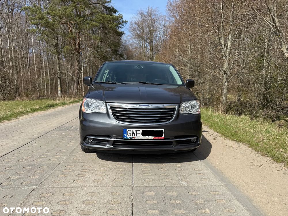 Chrysler Town & Country 3.6 Touring - 4