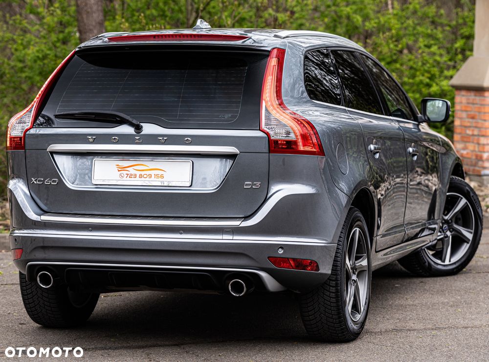 Volvo XC 60 D3 Drive-E R-Design Momentum - 4