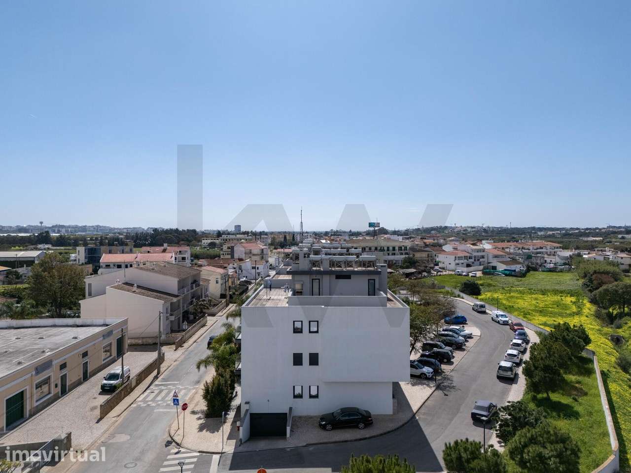 T2 com 111 m2, garagem e arrecadação a 5 min de Faro - Grande imagem: 4/37