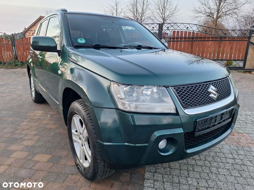 Suzuki Grand Vitara 1.9 DDiS Comfort DPF Family - 22