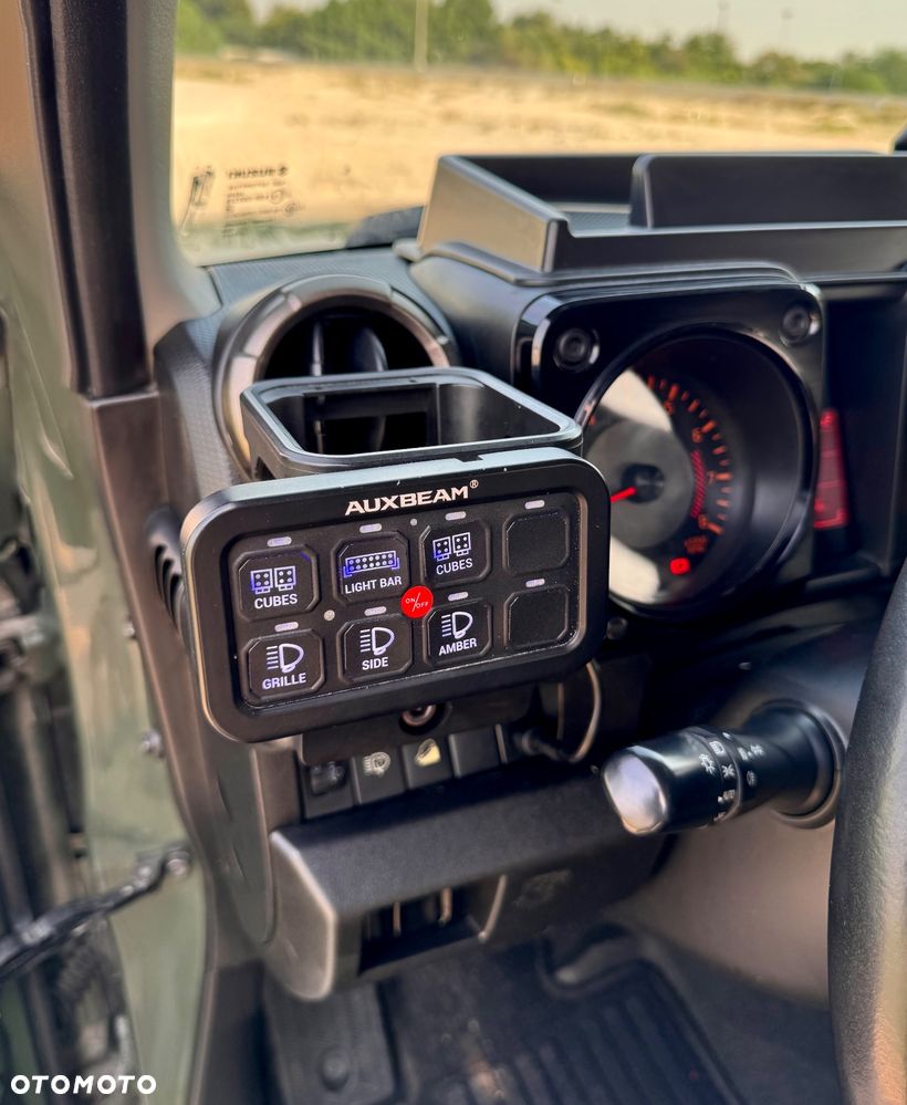 Suzuki Jimny - 22