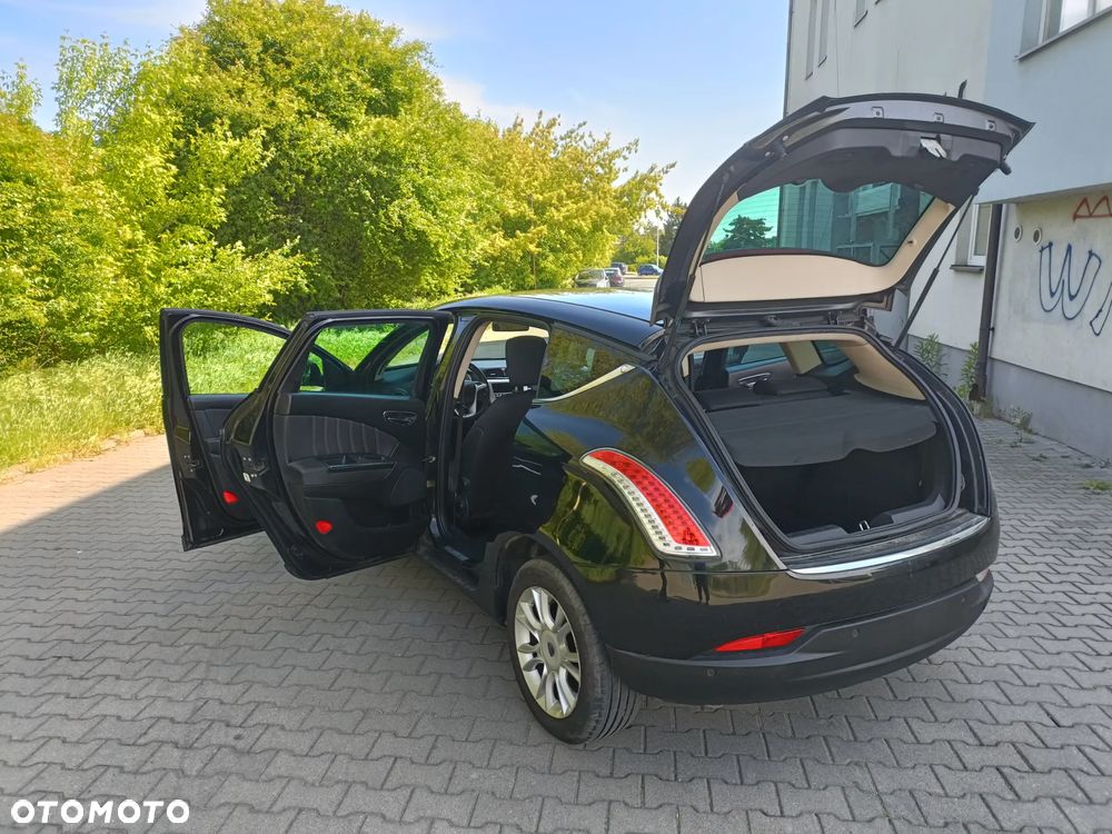 Lancia Delta 1.4 TurboJet 16v Gold - 19