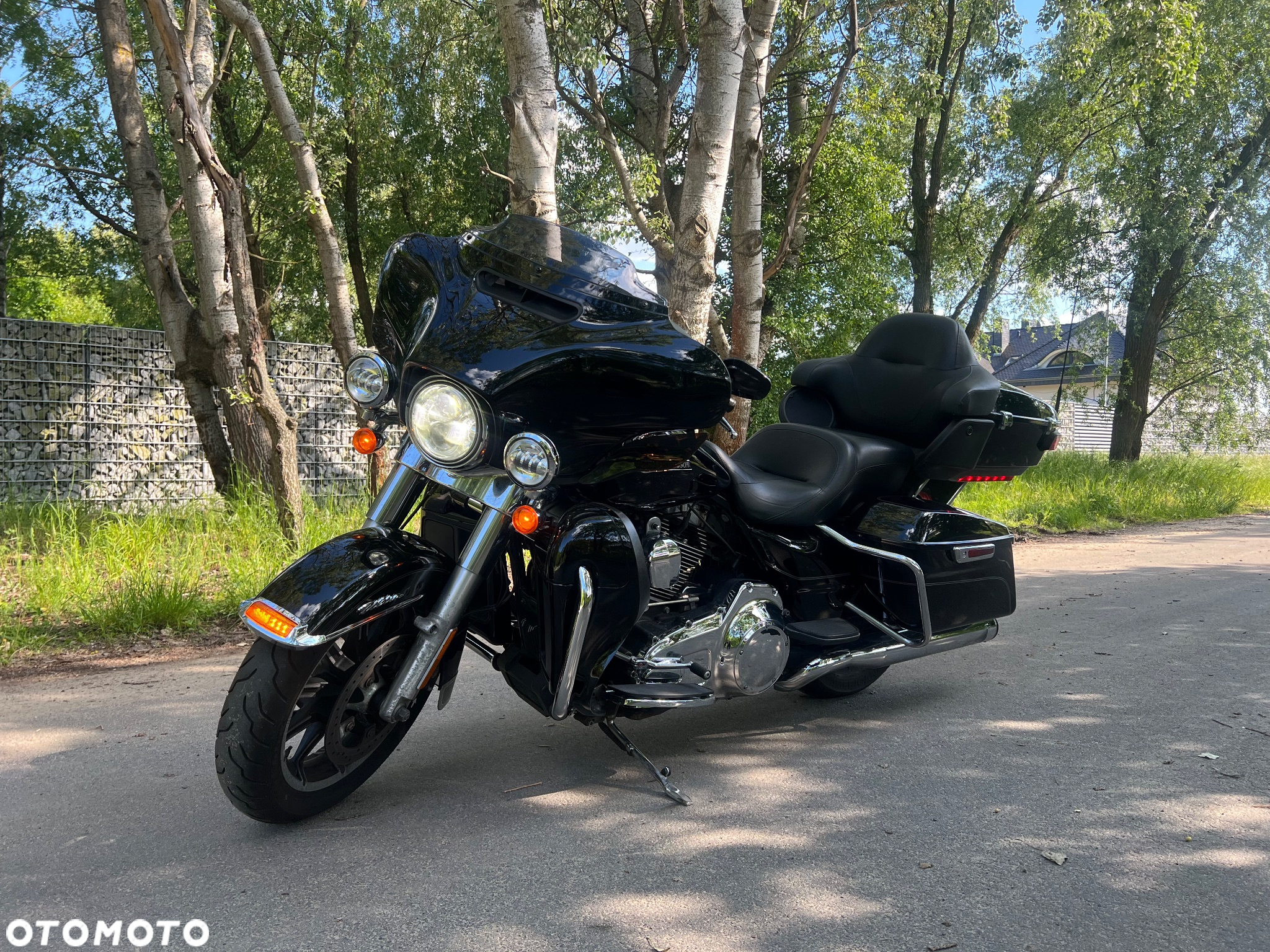 Harley-Davidson FLH Electra Glide - 20