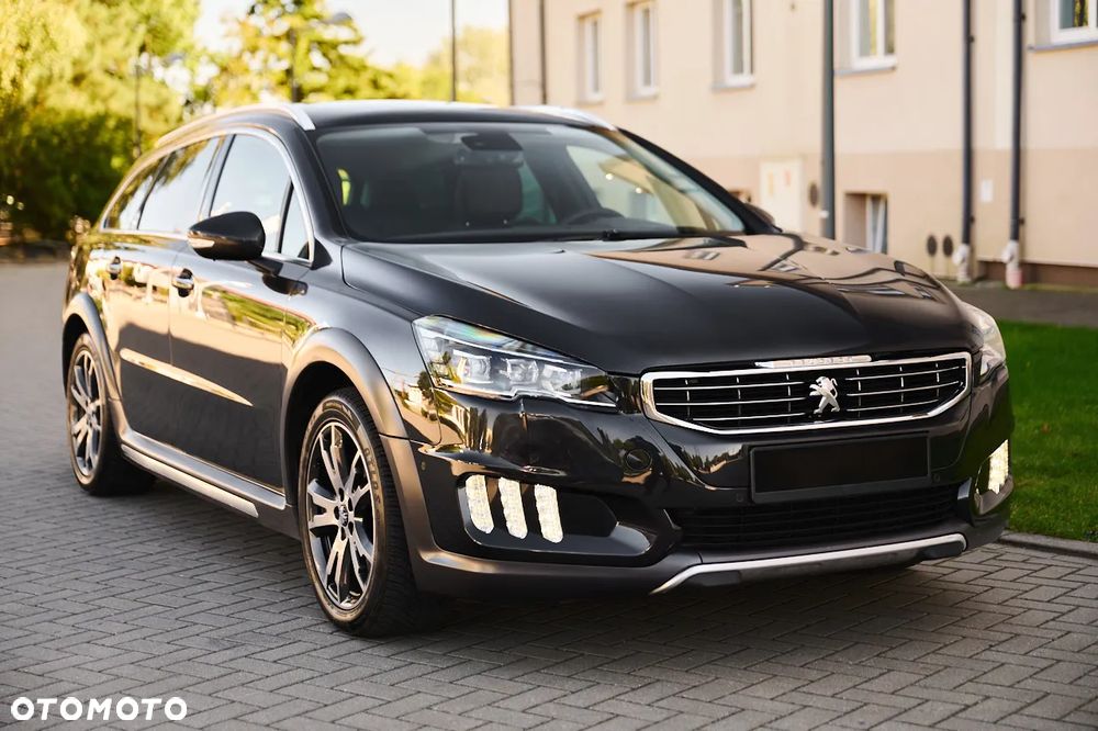 Peugeot 508 RXH Hybrid4 - 16