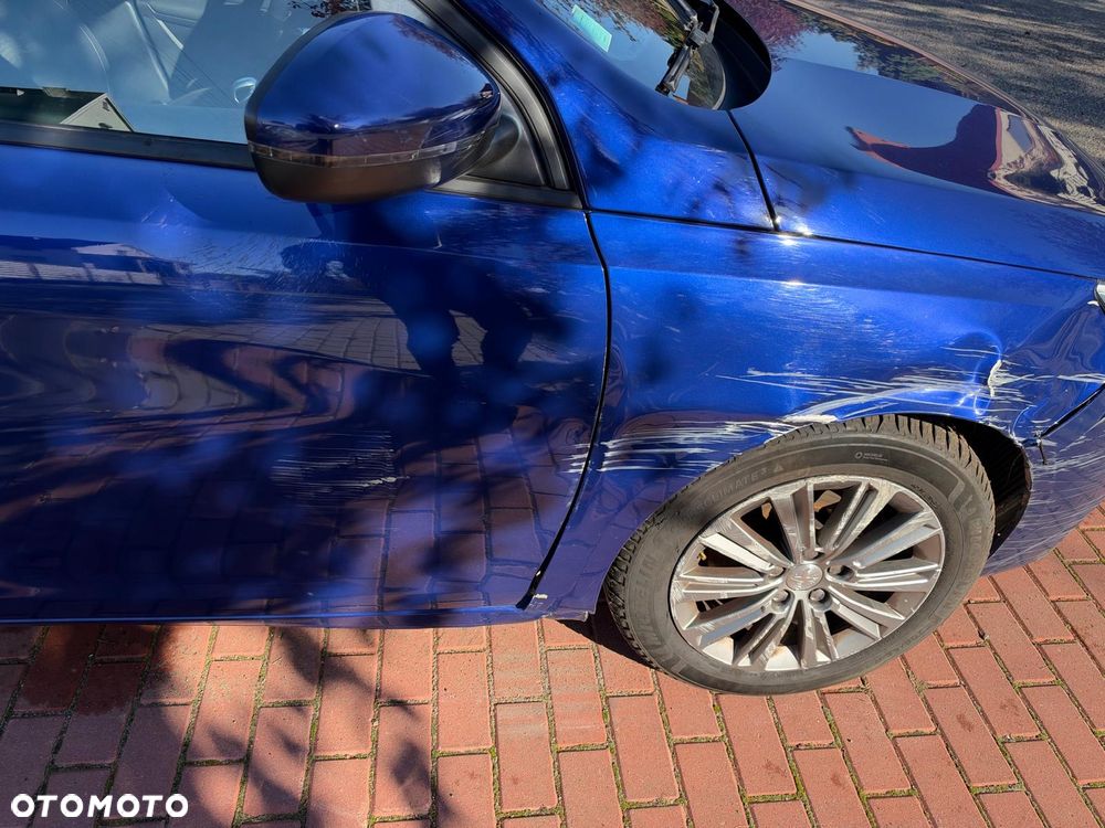 Peugeot 308 - 18