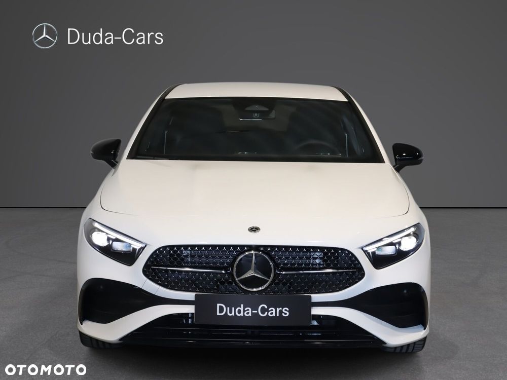 Mercedes-Benz Klasa A 200 AMG Line 7G-DCT - 3