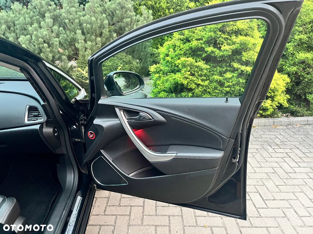 Opel Astra 1.4 Turbo Cosmo - 22