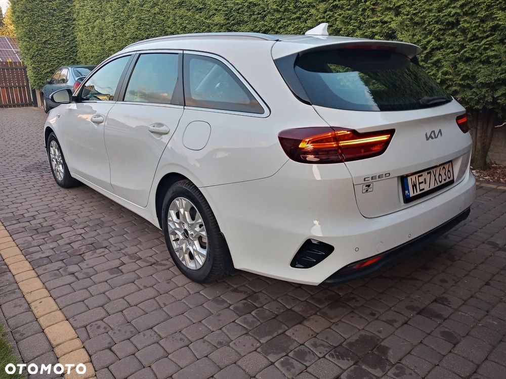 Kia Ceed 1.5 T-GDI M - 5