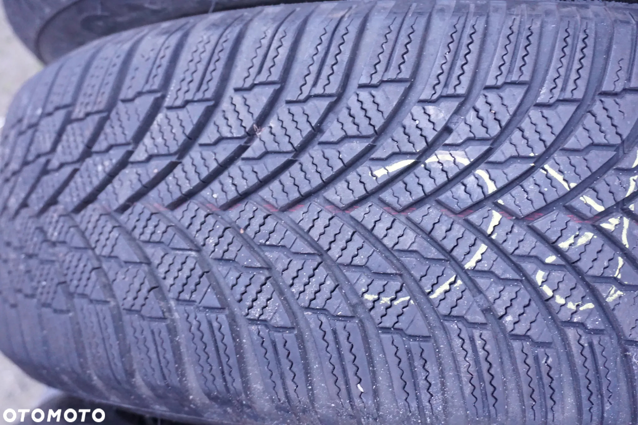 koła captur 4x100 16 6,5J Firestone 205/60 16 8mm - 13