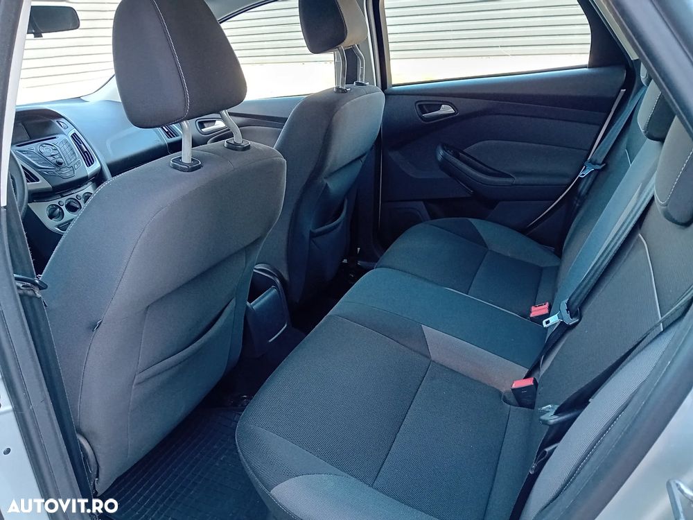 Ford Focus 1.6 TDCi DPF SYNC Edition - 7