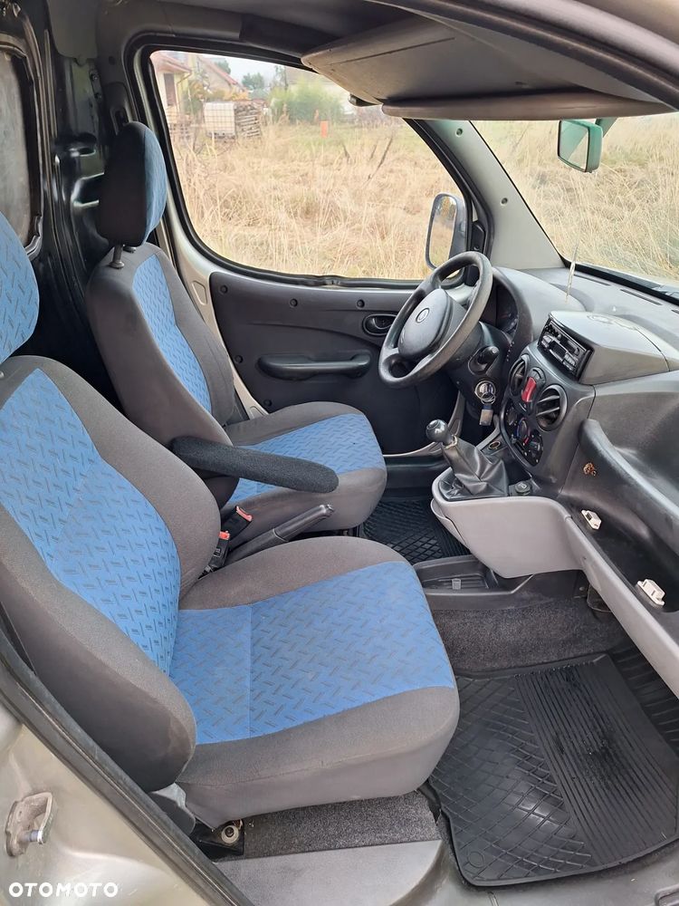 Fiat Doblo - 10