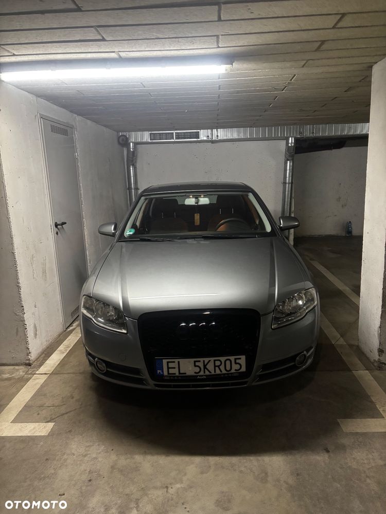 Audi A4 Limousine 1.6 - 8