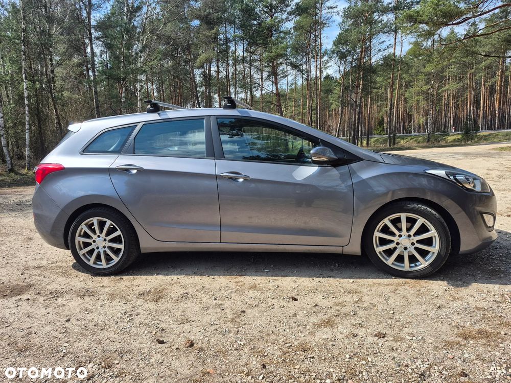 Hyundai i30 i30cw 1.4 CRDi Advantage - 8