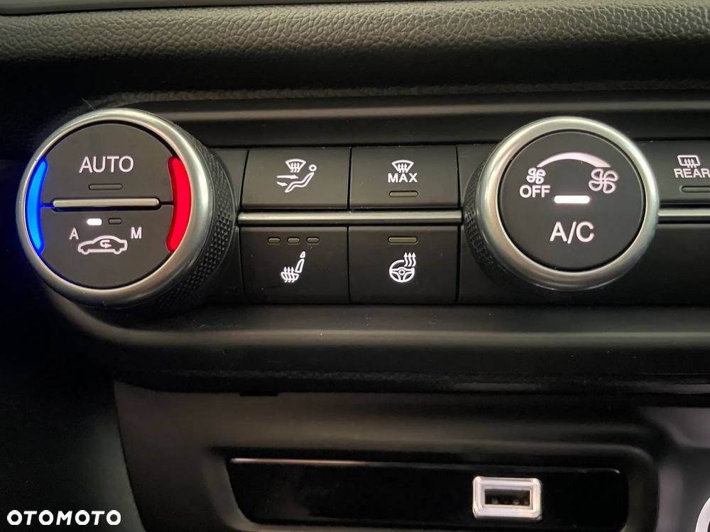 Alfa Romeo Giulia 2.0 Turbo Sprint - 40