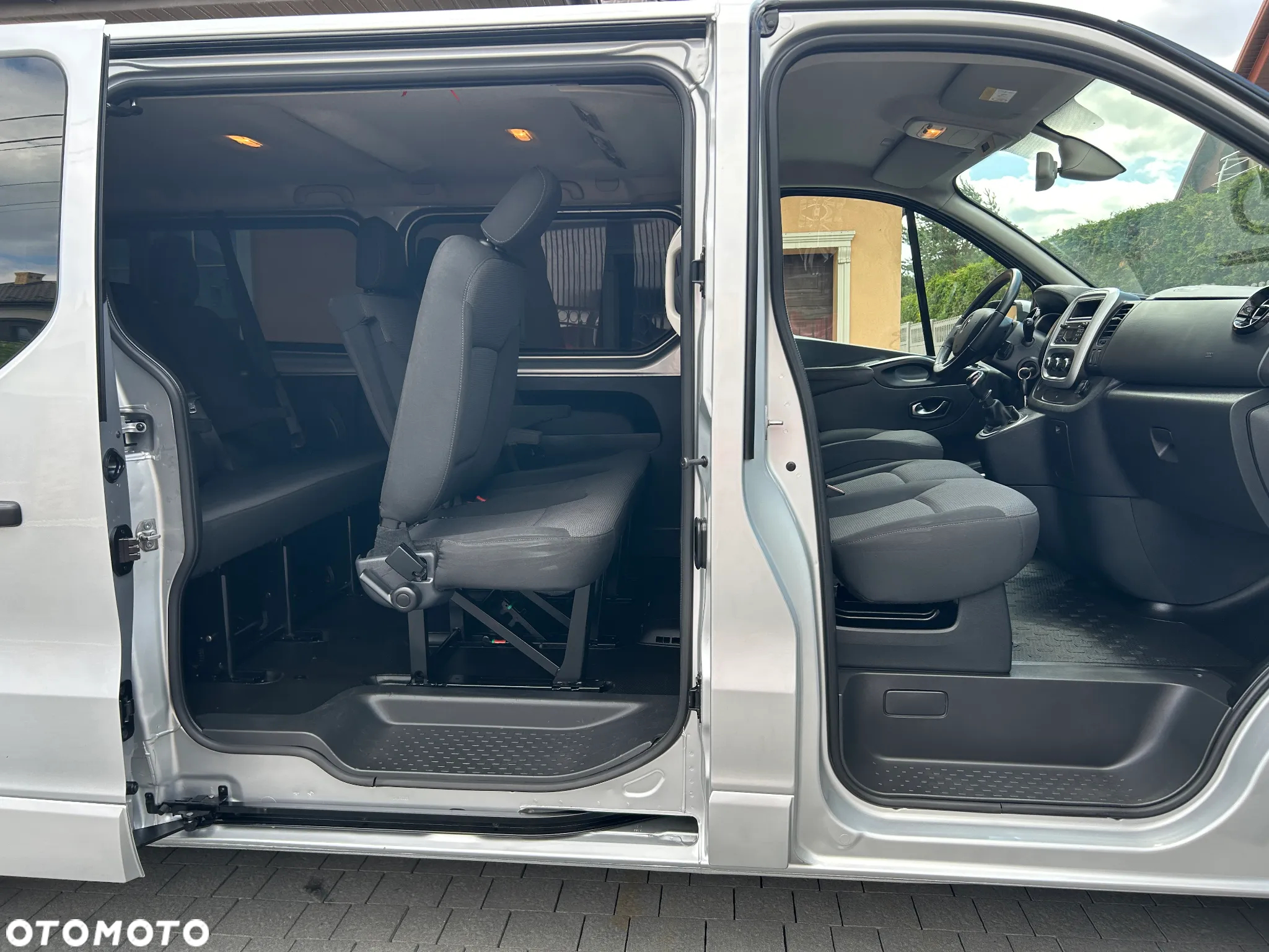 Renault Trafic Kombi 2.0 dCi L2 HD Pack Clim - 22