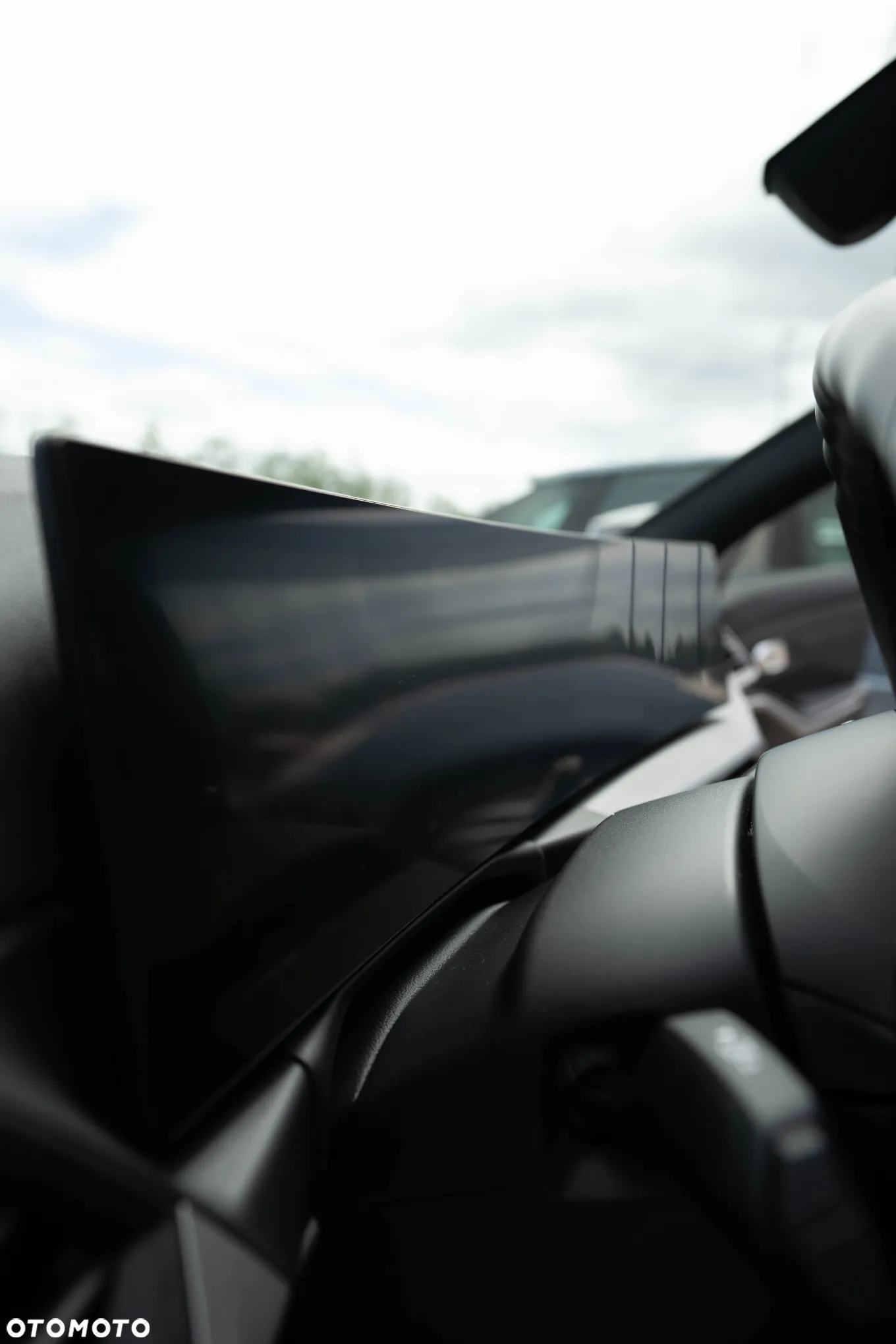 BMW Seria 3 318i M Sport - 23