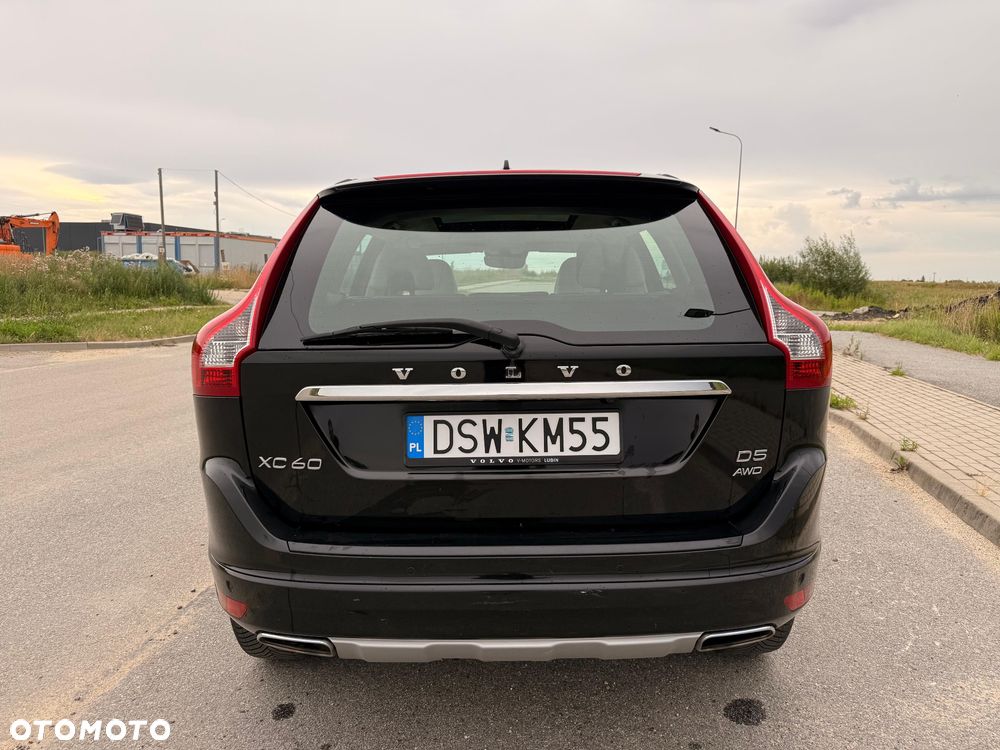 Volvo XC 60 D5 AWD Summum - 11