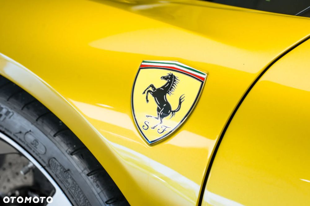 Ferrari SF90 Spider - 17