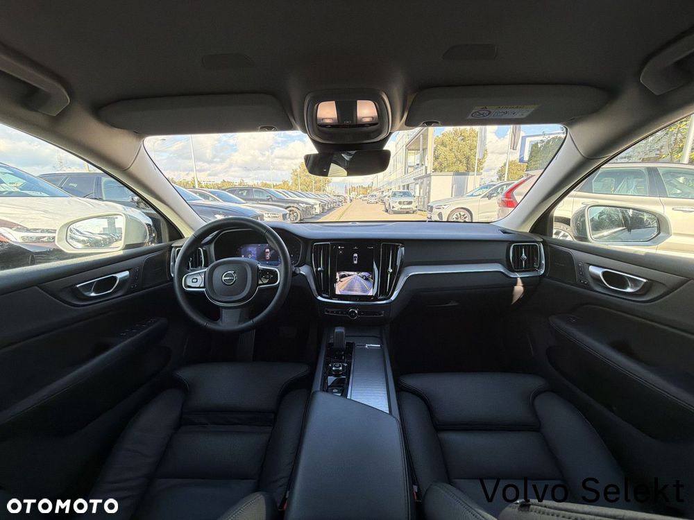 Volvo V60 Cross Country - 14