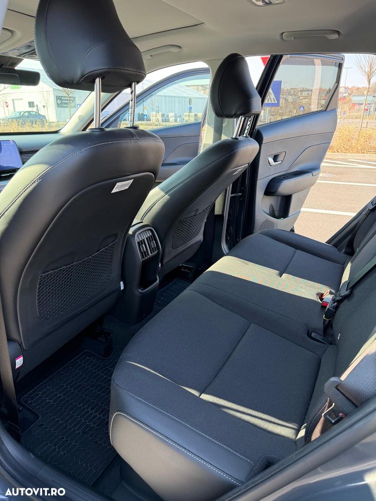 Hyundai KONA 1.6 GDI 141 CP 2WD 6DCT Luxury - 12