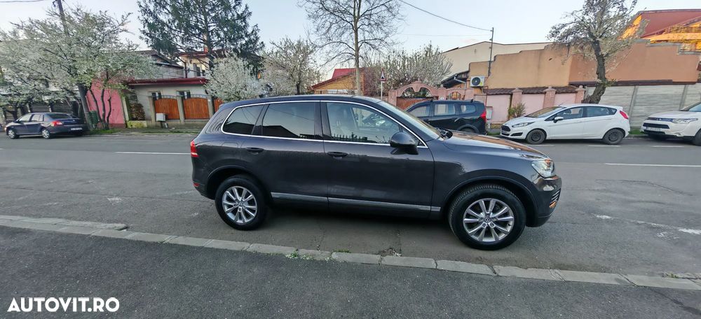 Volkswagen Touareg - 4