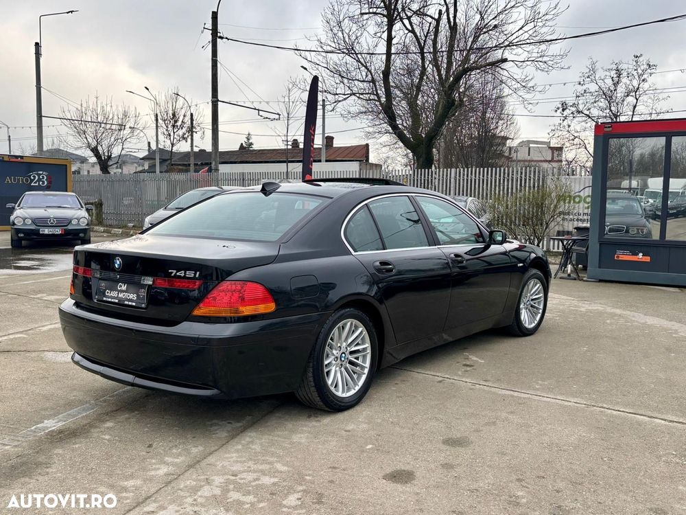 BMW Seria 7 745i - 2