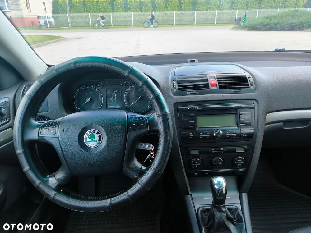 Skoda Octavia 2.0 TDI Elegance - 11