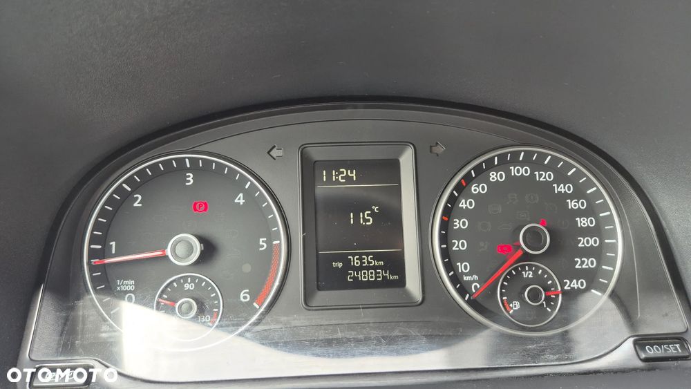 Volkswagen Caddy Comfortline - 9