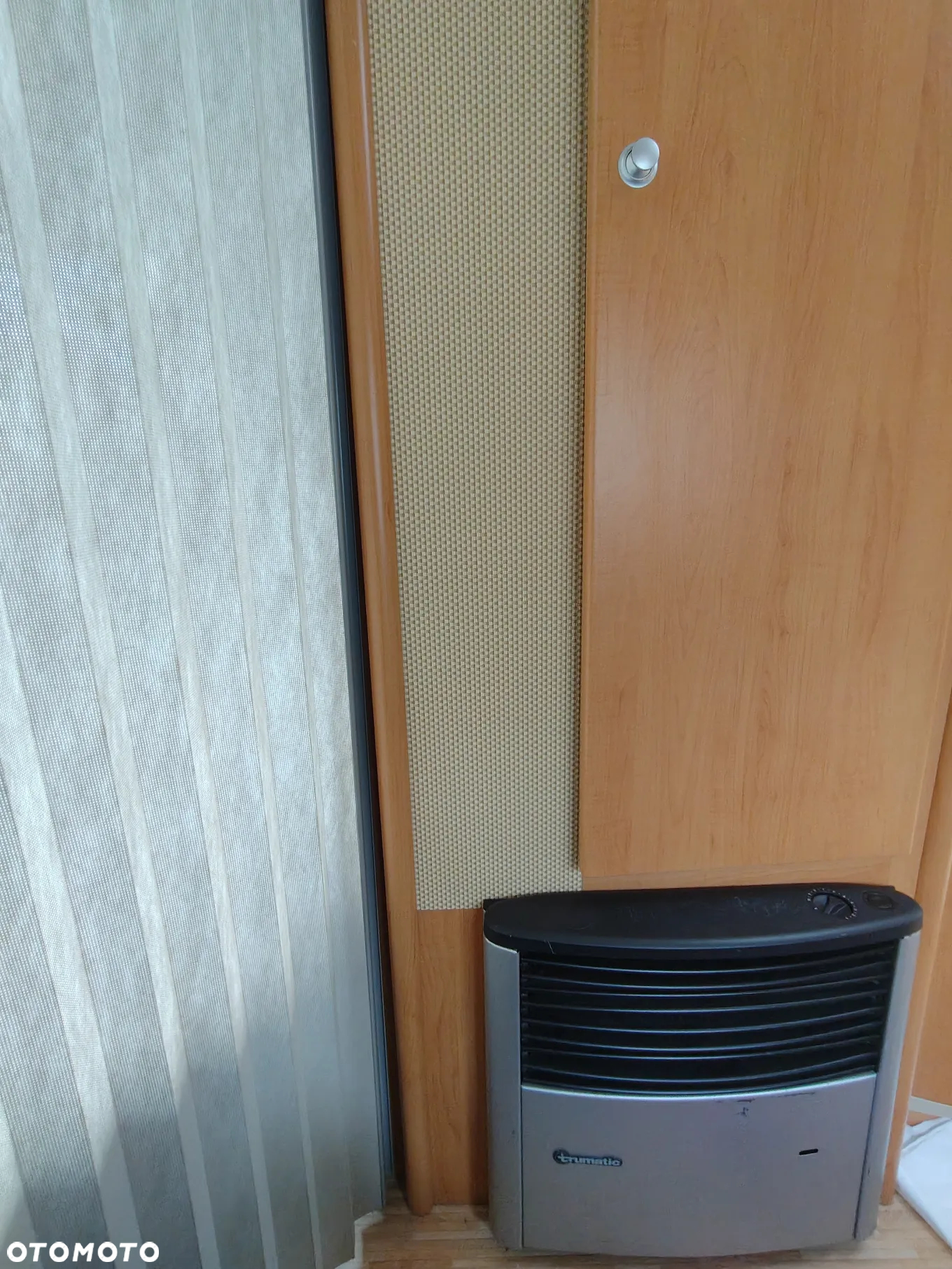 Hymer-Eriba EL-450 - 23
