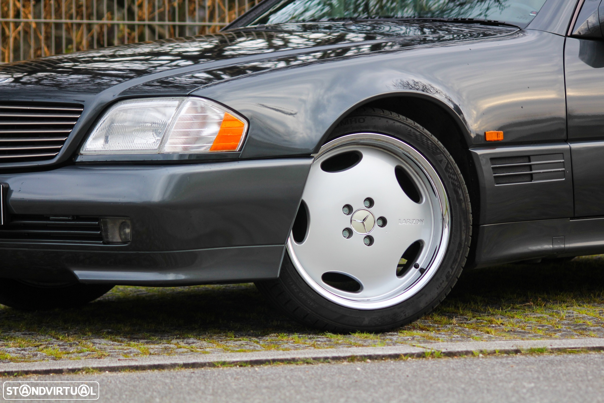 Mercedes-Benz SL 280 Standard - 3