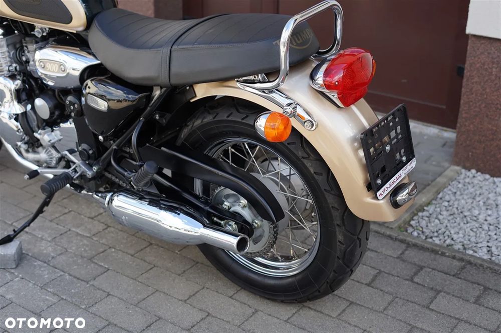 Triumph Thunderbird - 24