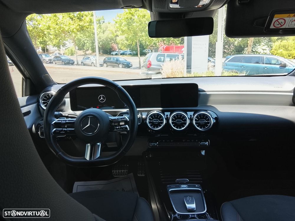 Mercedes-Benz A 250 e 8G-DCT AMG Line - 7