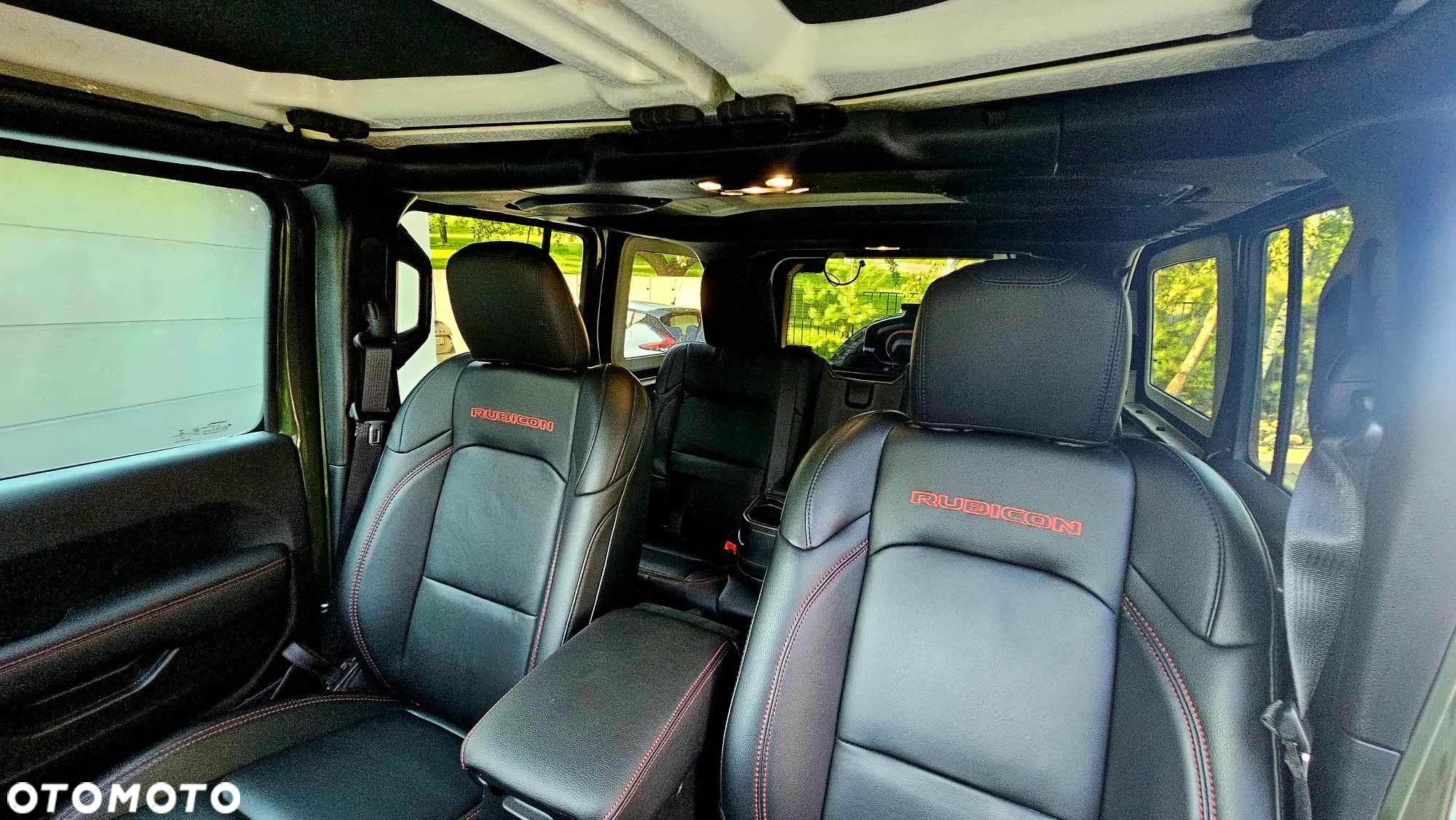 Jeep Wrangler - 16