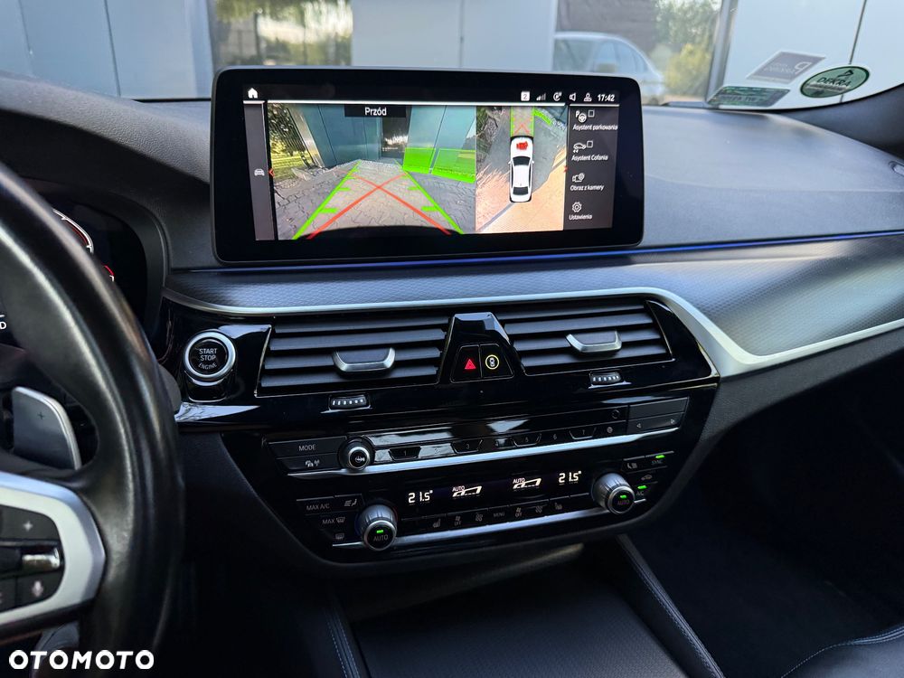 BMW Seria 5 520d xDrive MHEV M Sport sport - 32