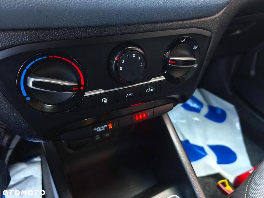 Hyundai i20 1.2 GO - 15