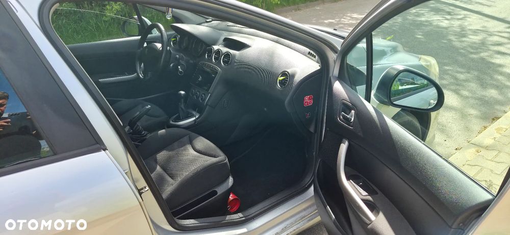 Peugeot 308 1.6 HDi Presence - 11