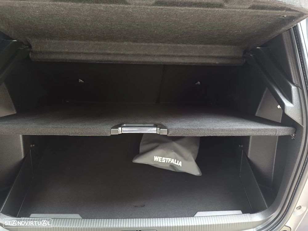 Peugeot 2008 PureTech 130 EAT8 Allure - 32