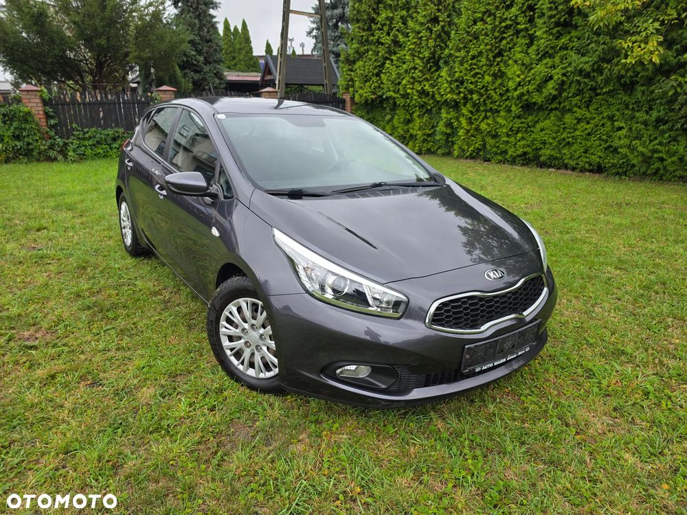 Kia Ceed 1.4 CVVT Attract - 19