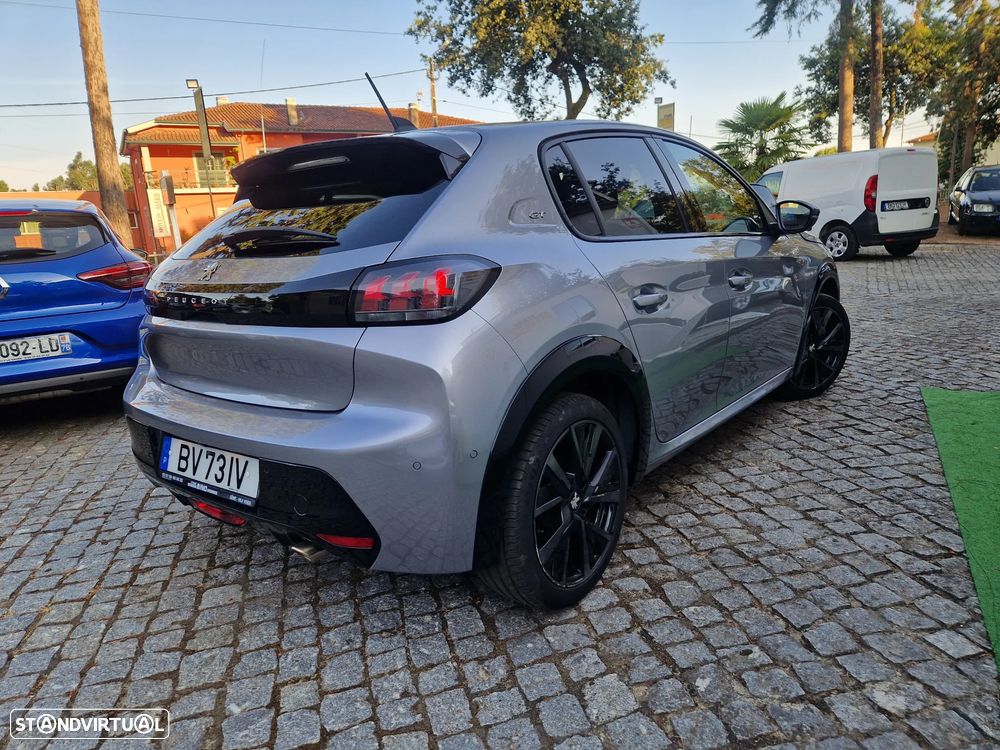 Peugeot 208 1.2 PureTech GT Line - 3